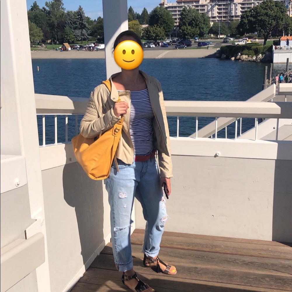 Levi’s boyfriend style jeans size 8